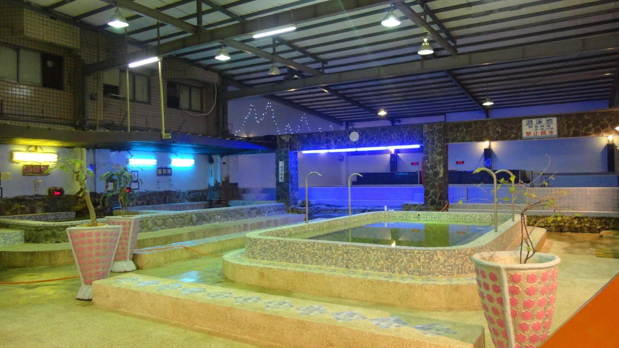 Kenting Maldives Hotspring Hotel Heng-ch'un Buitenkant foto